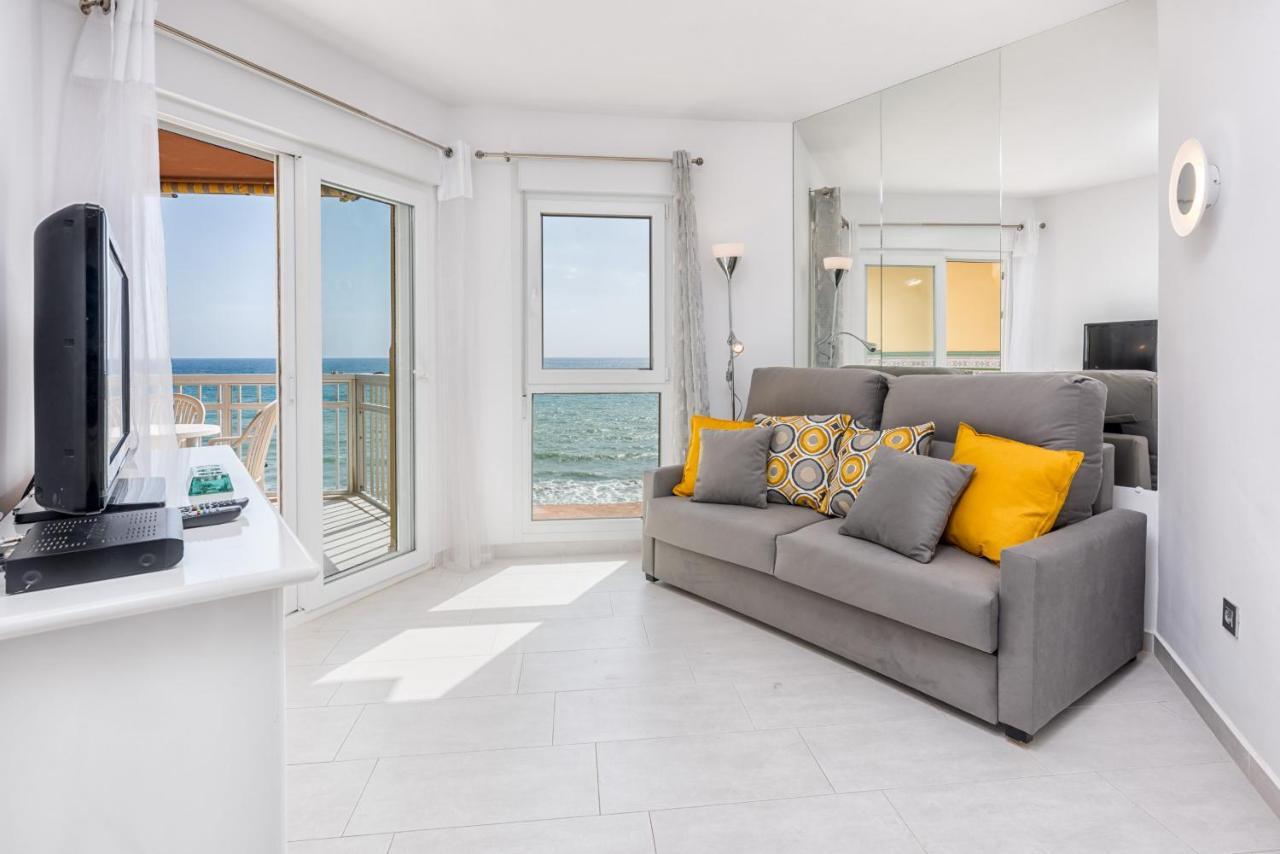 Wintowinrentals Relax & Frontal Sea View In Fuengirola Exterior photo