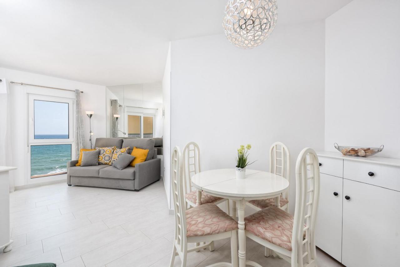 Wintowinrentals Relax & Frontal Sea View In Fuengirola Exterior photo